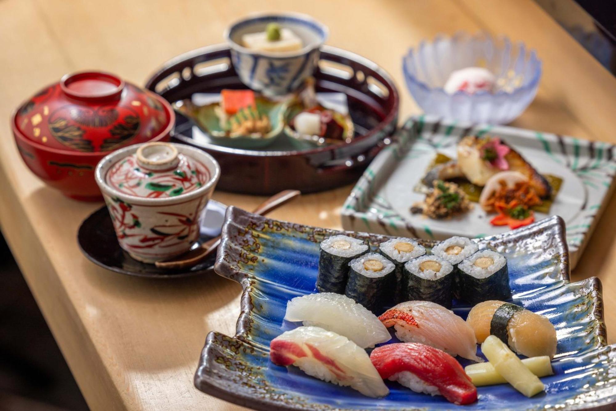Nagoya Marriott Associa Hotel Екстер'єр фото Sushi