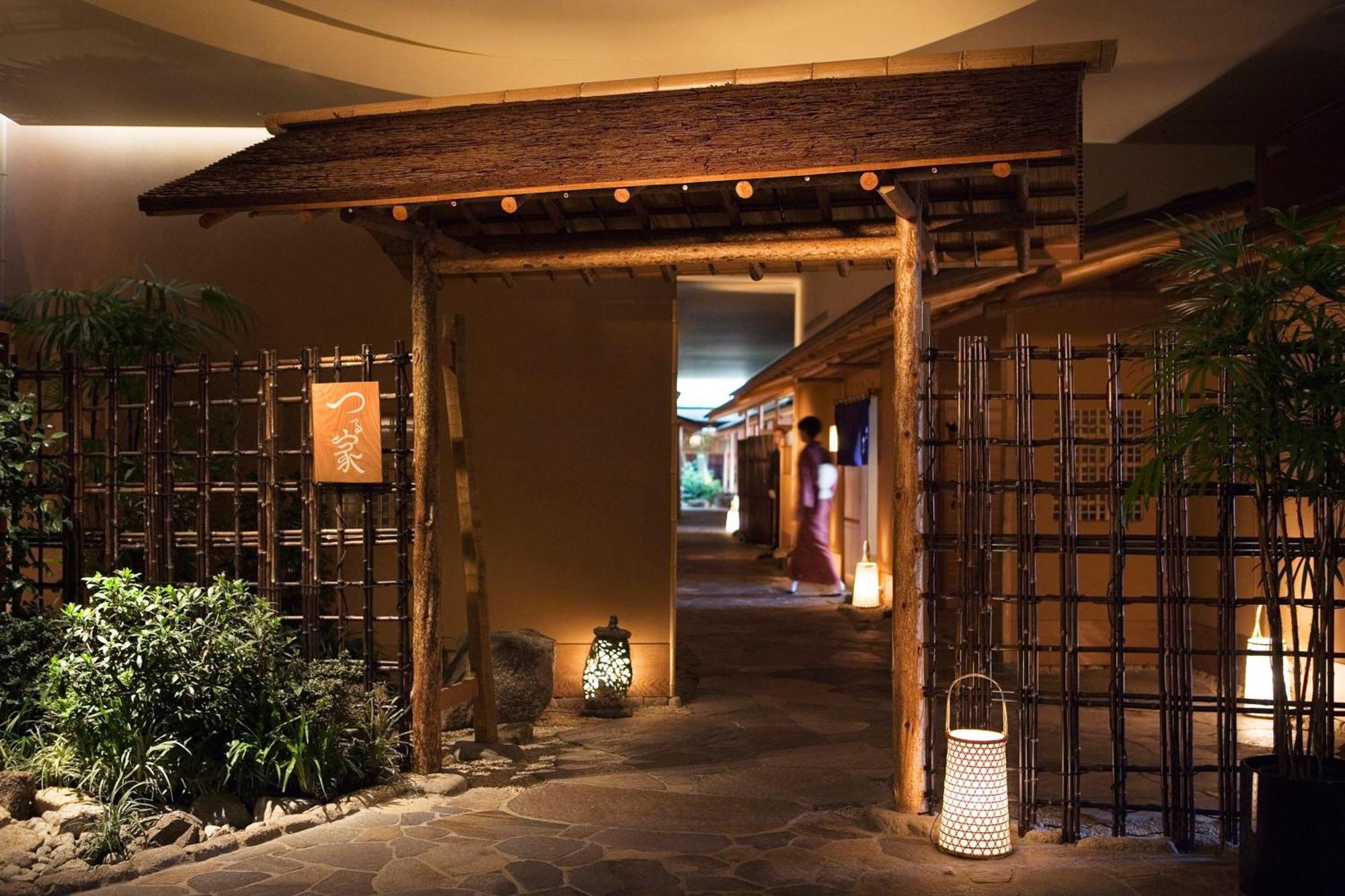 Nagoya Marriott Associa Hotel Екстер'єр фото Entrance to the spa