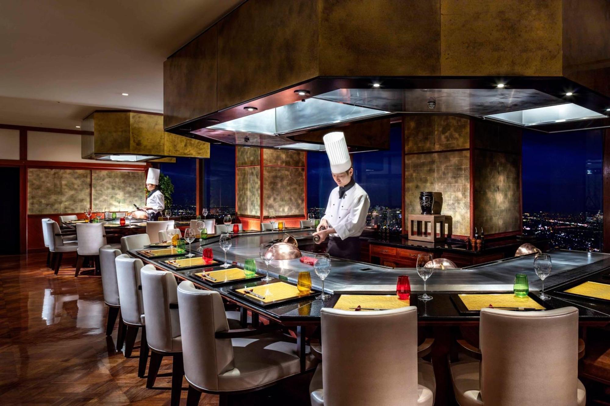 Nagoya Marriott Associa Hotel Екстер'єр фото Teppanyaki restaurant