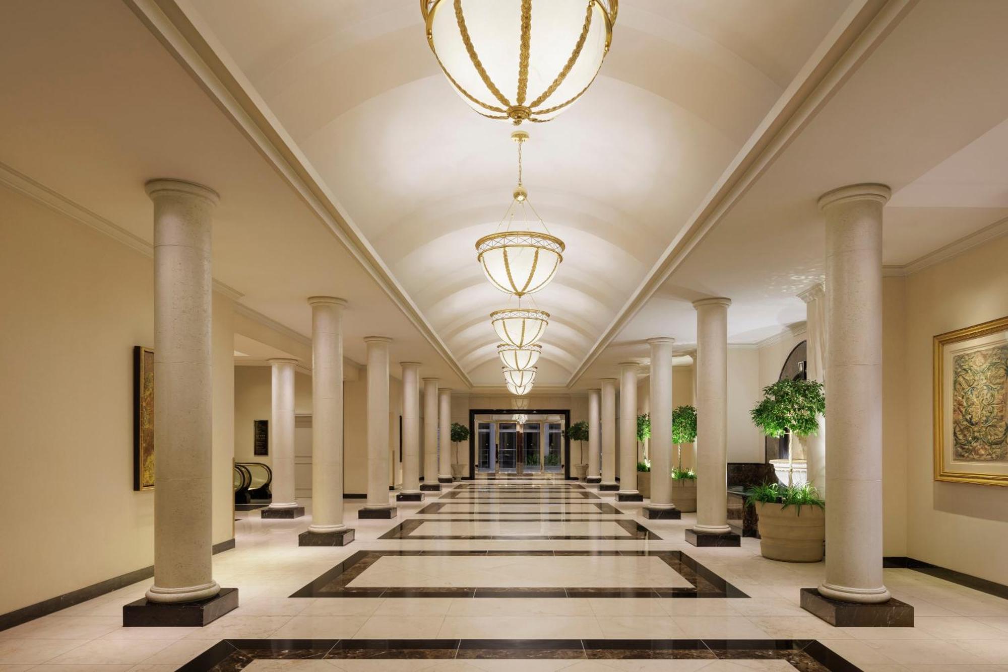 Nagoya Marriott Associa Hotel Екстер'єр фото The lobby of the Four Seasons Hotel, London