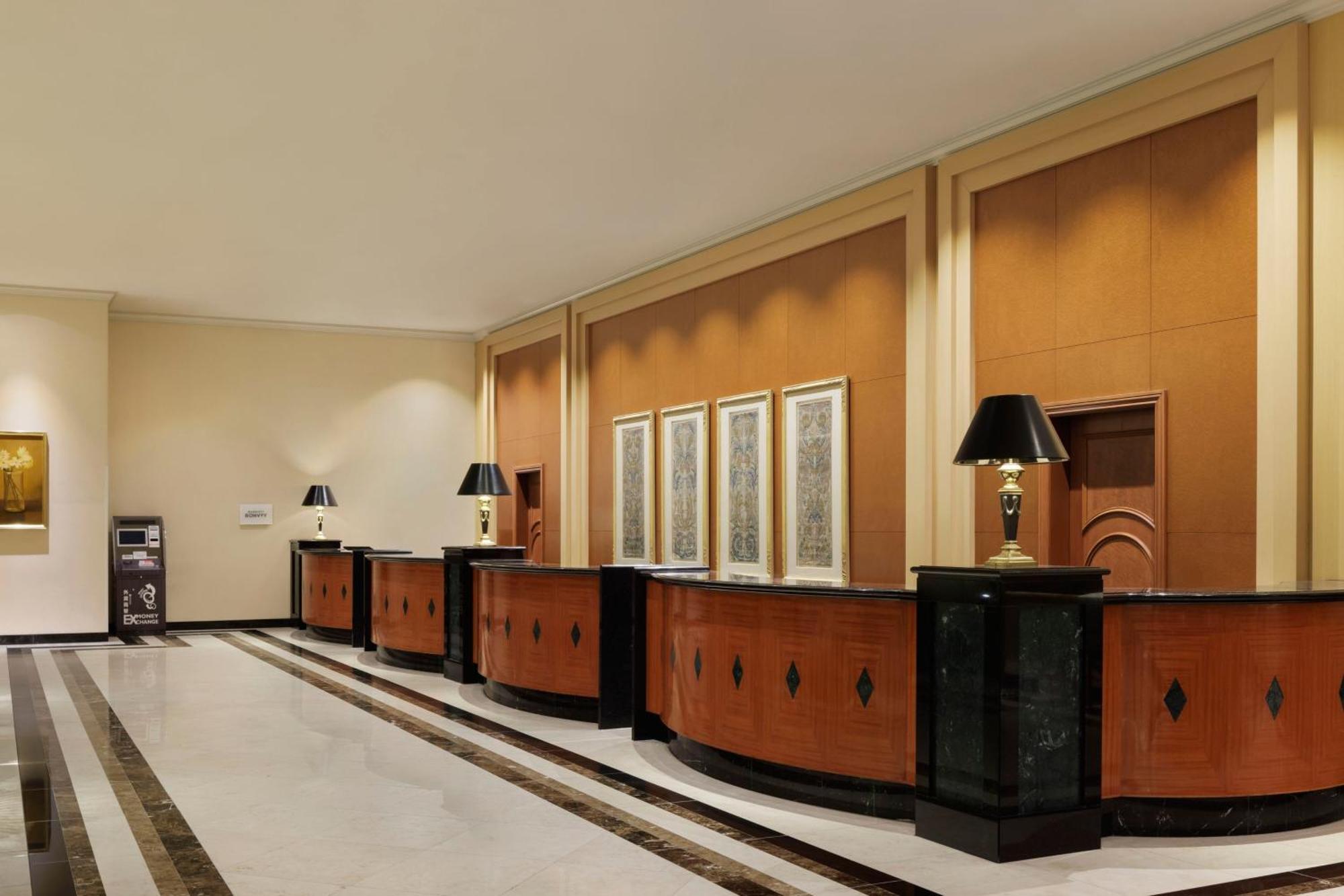 Nagoya Marriott Associa Hotel Екстер'єр фото Concierge desks at the Ritz-Carlton, Boston