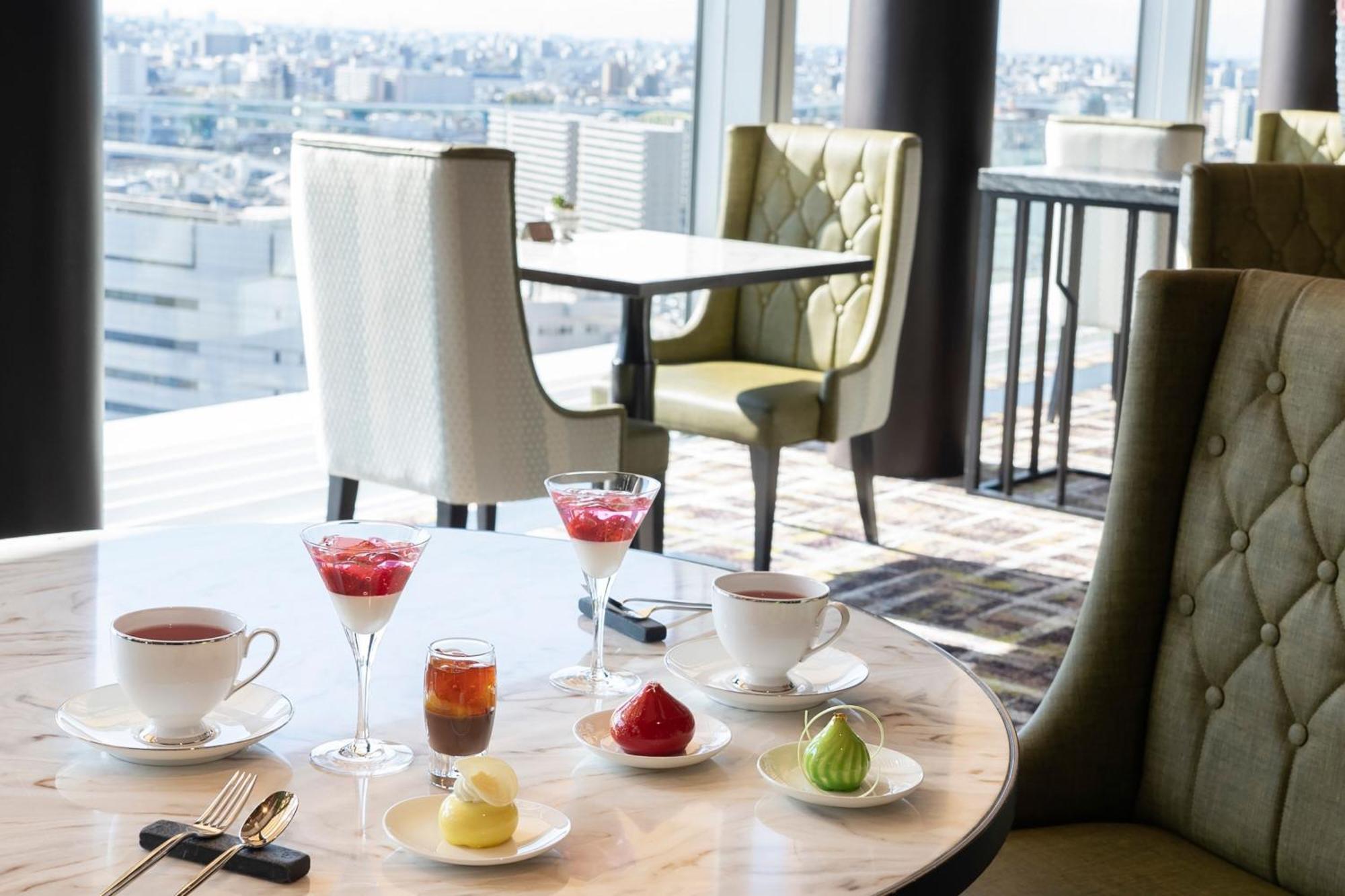 Nagoya Marriott Associa Hotel Екстер'єр фото Afternoon tea at the lounge