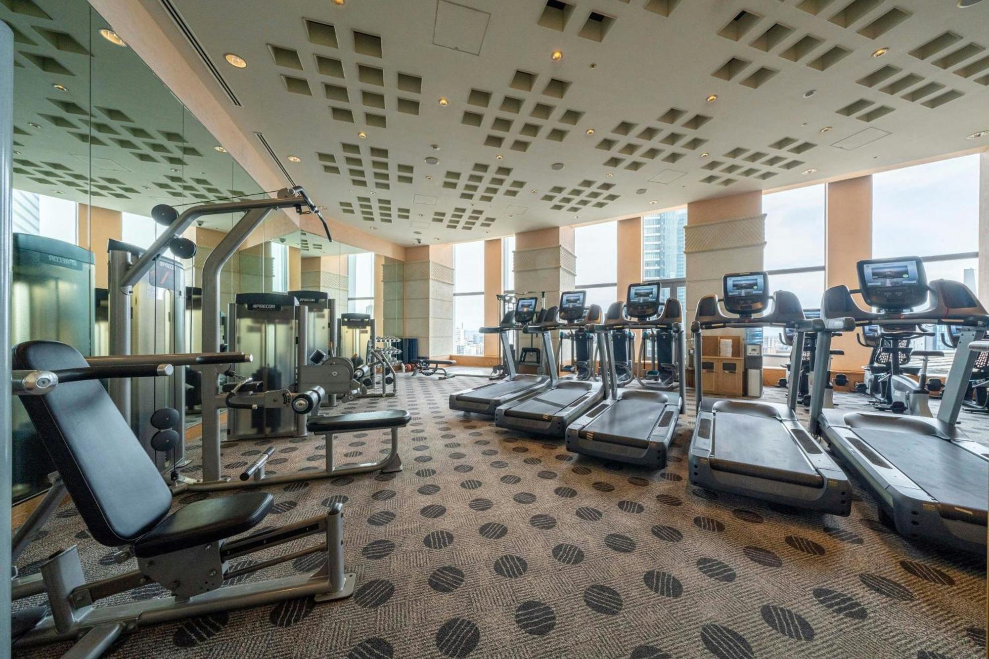 Nagoya Marriott Associa Hotel Екстер'єр фото The gym at the 39th floor